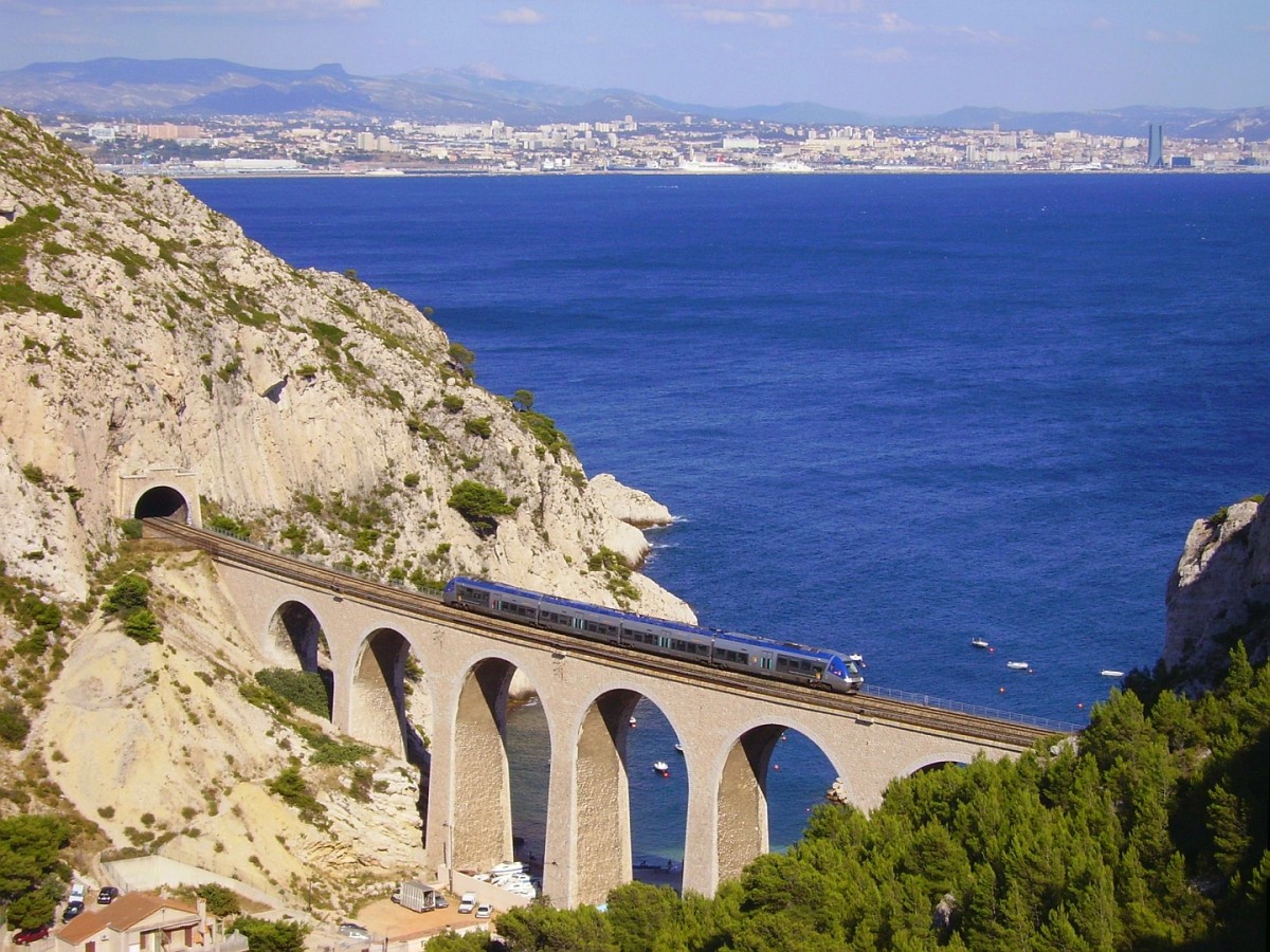 Vue de Marseille depuis la côte bleue